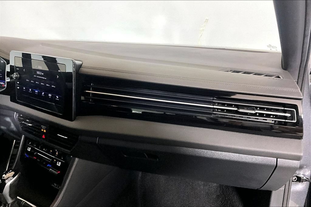 Used 2025 Volkswagen Jetta Sport FWD image 12