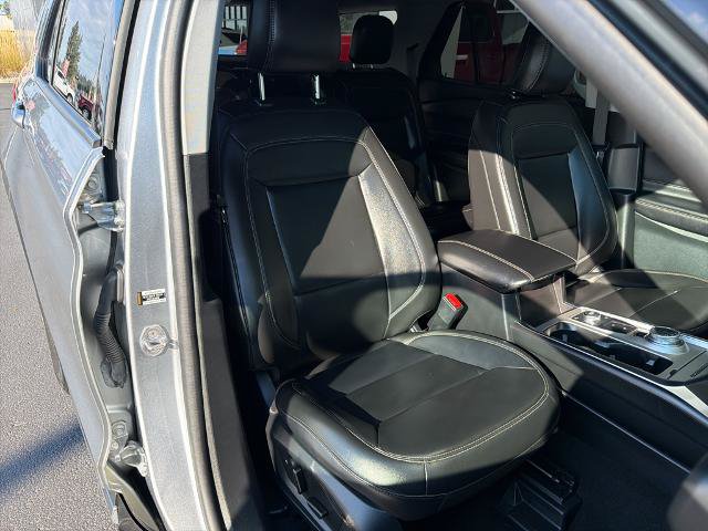 Certified 2024 Ford Explorer XLT AWD/4WD image 8