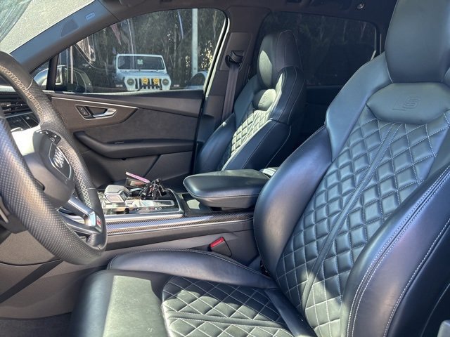 Used 2021 Audi SQ7 Premium Plus w/ Driver Assistance Package image 6