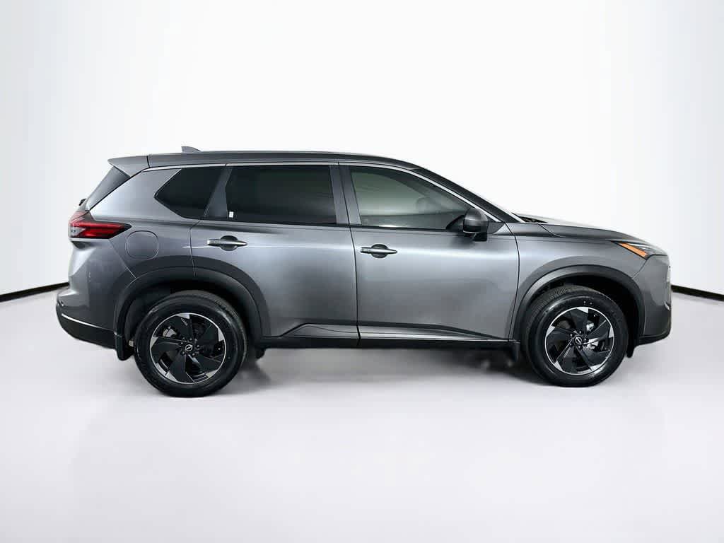 Used 2024 Nissan Rogue SV FWD image 25