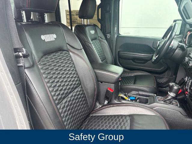 Used 2020 Jeep Gladiator Rubicon AWD/4WD image 25