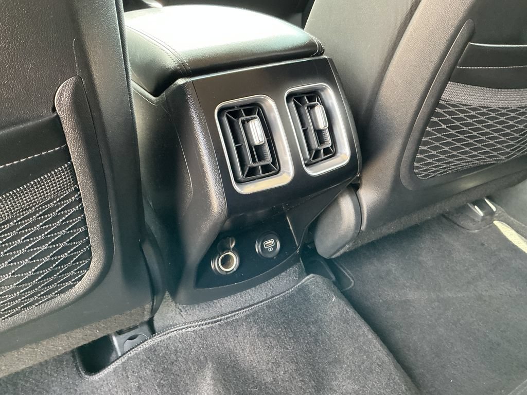 Used 2023 Kia Sorento LX FWD image 31