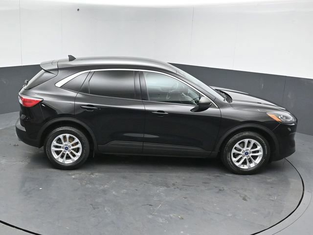 Certified 2022 Ford Escape SE w/ Cold Weather Package image 18