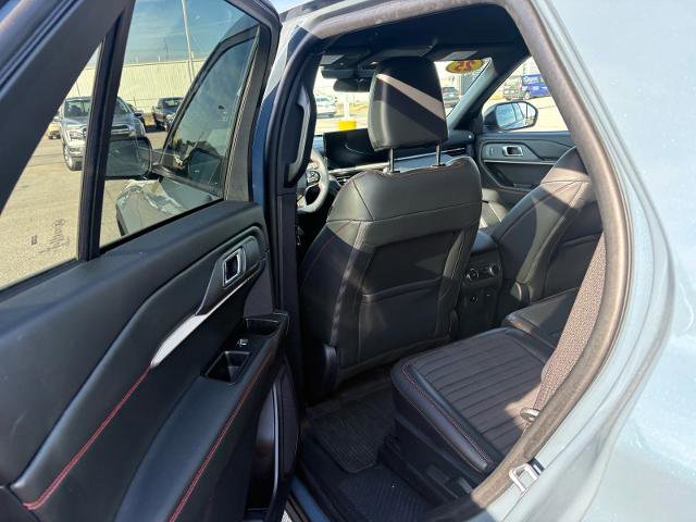 Certified 2025 Ford Explorer ST-Line w/ ST-Line Street Pack image 19