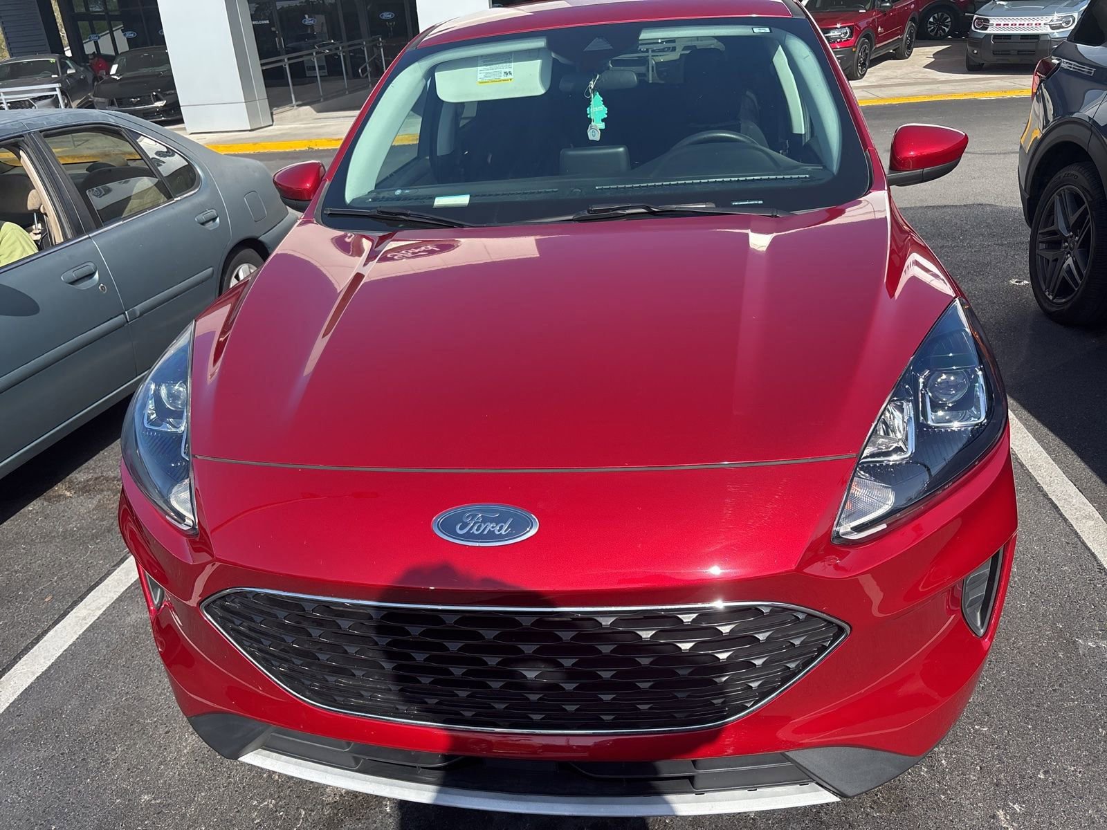 Certified 2021 Ford Escape SE image 3