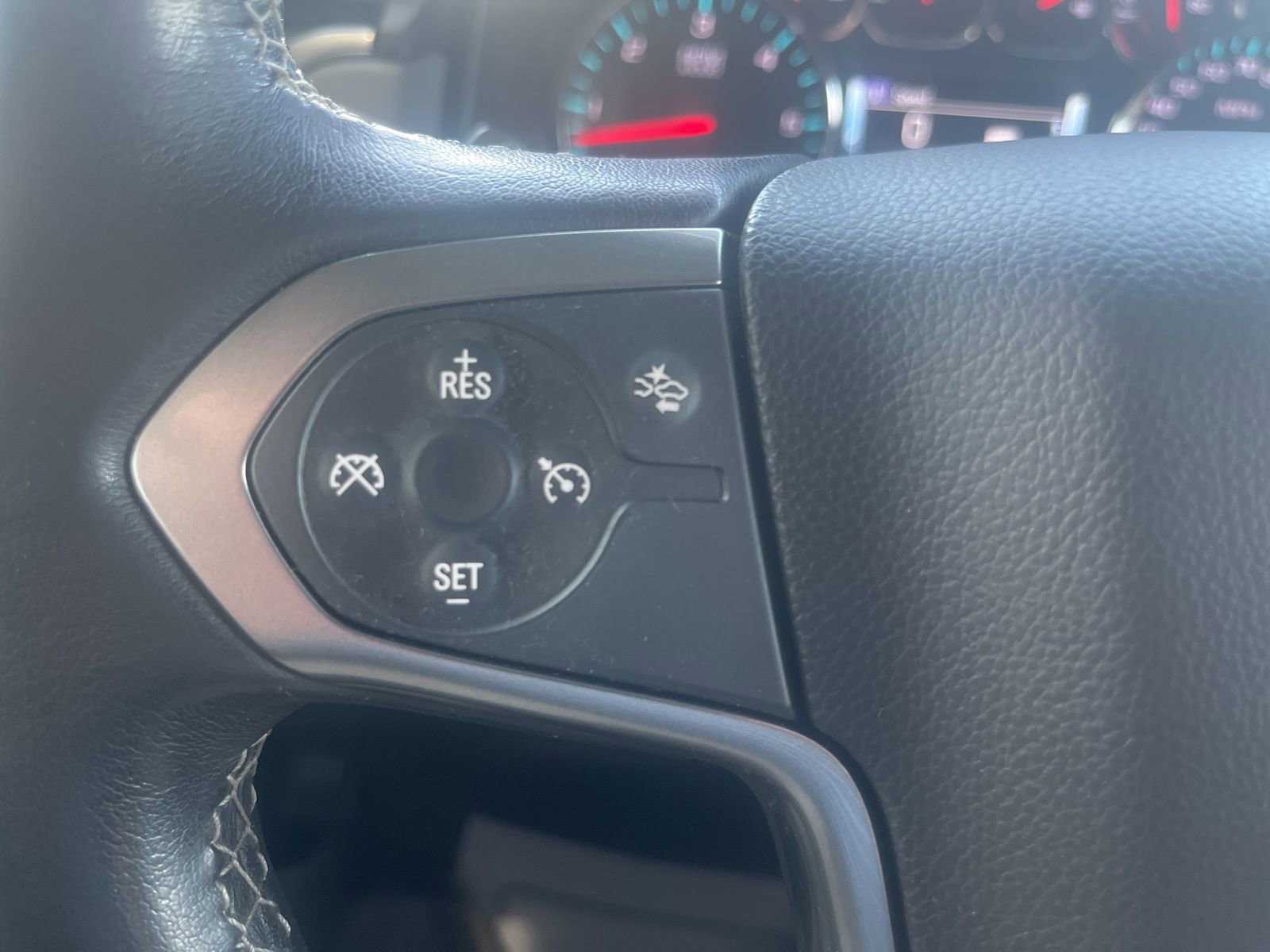 Used 2019 Chevrolet Suburban LT AWD/4WD image 20