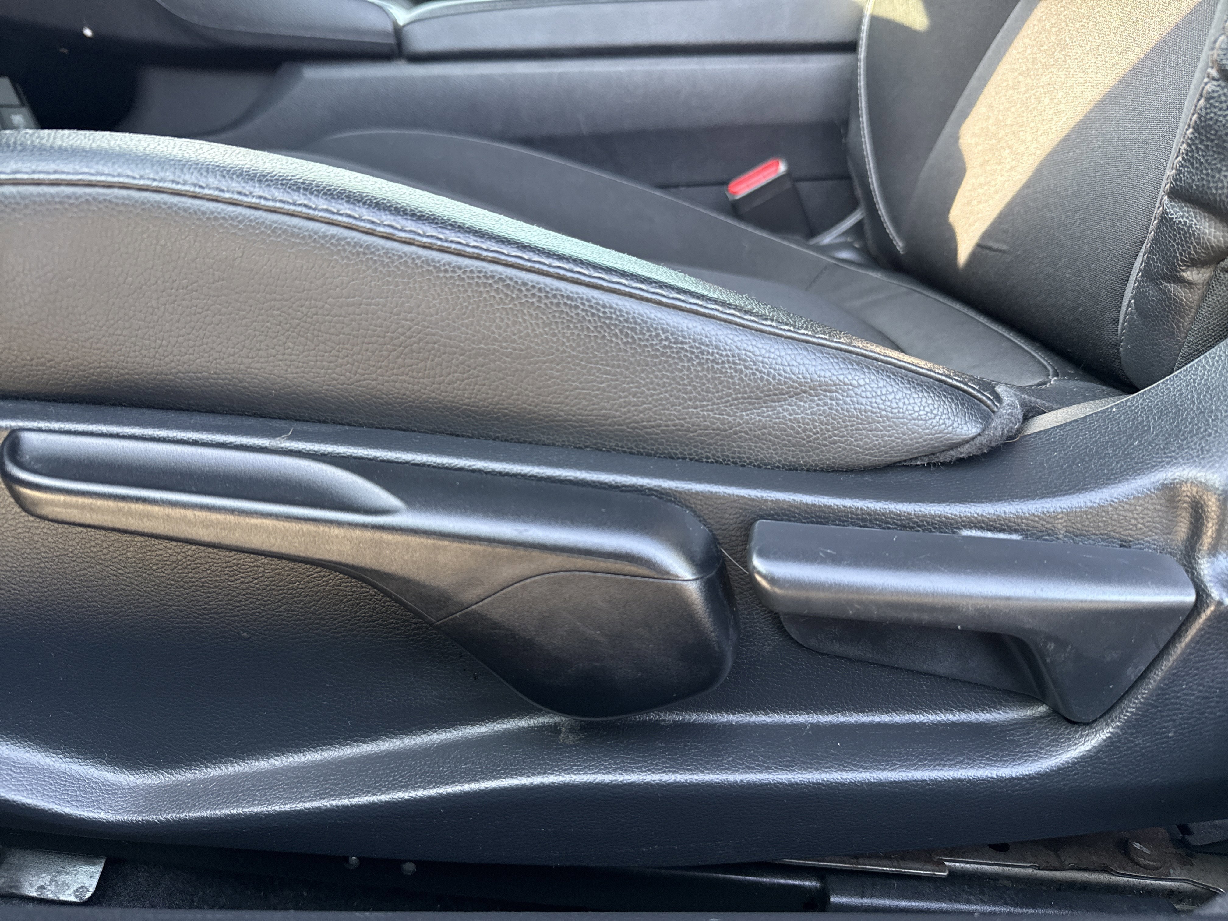 Used 2019 Honda Civic Sport image 13