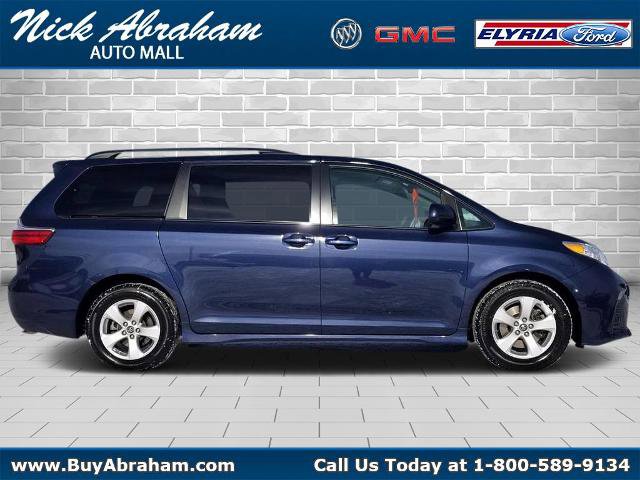 Used 2018 Toyota Sienna LE
