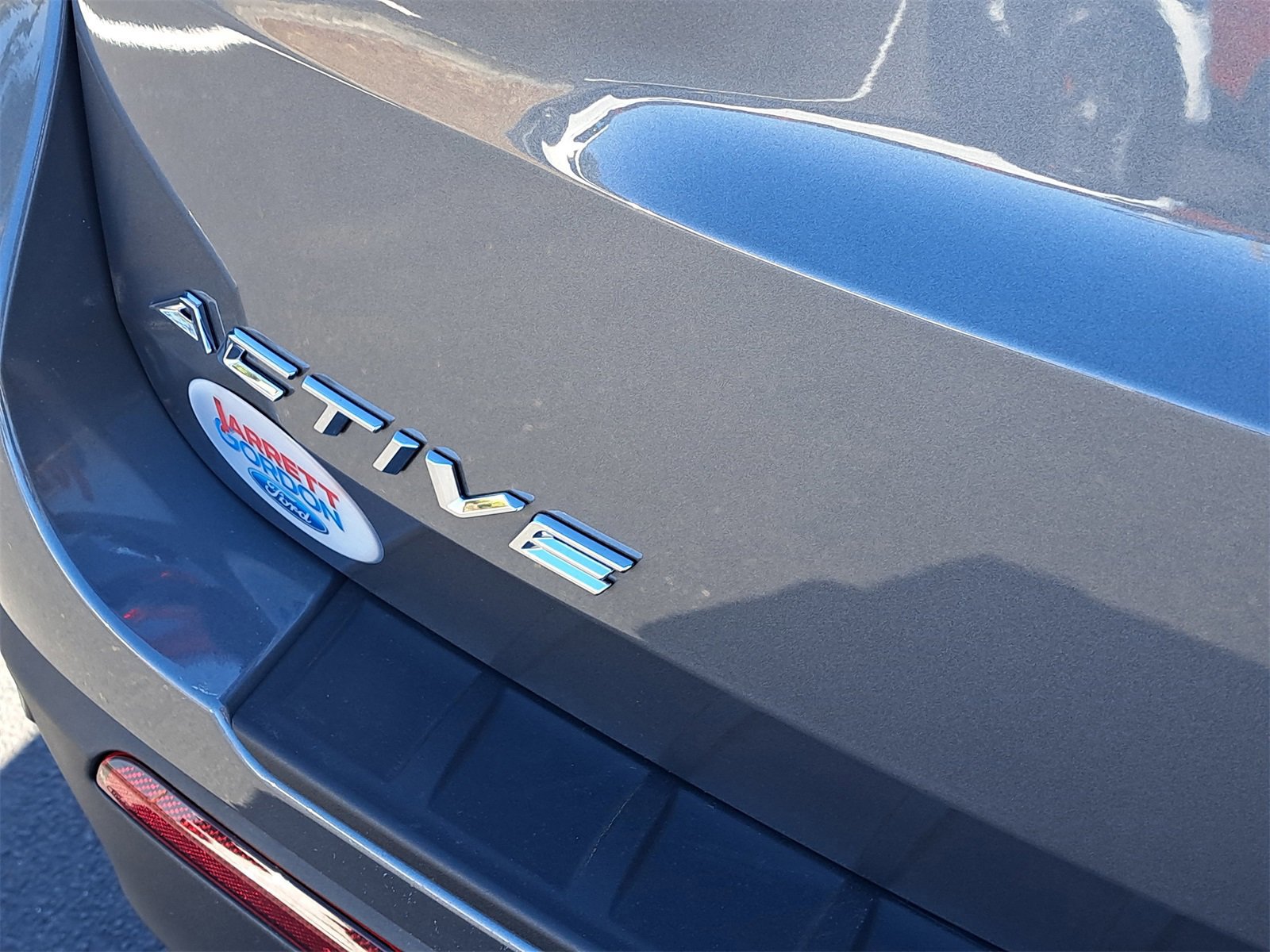 Certified 2025 Ford Explorer Active w/ Active Comfort Package image 7