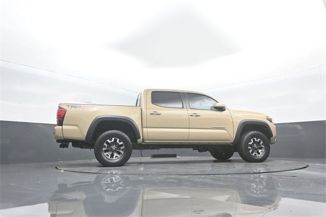 Used 2019 Toyota Tacoma TRD Off-Road image 33