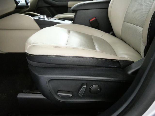 Certified 2020 Ford Escape Titanium AWD/4WD image 16