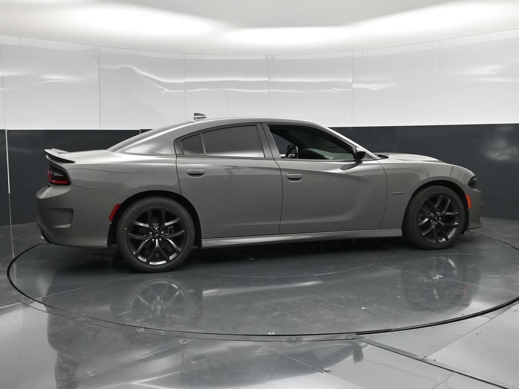 Used 2019 Dodge Charger R/T w/ Plus Group RWD image 4
