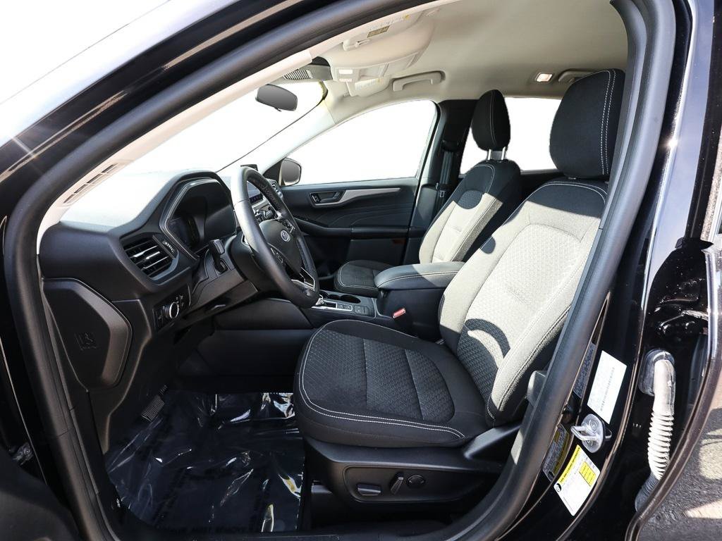 Certified 2023 Ford Escape Active AWD/4WD image 13
