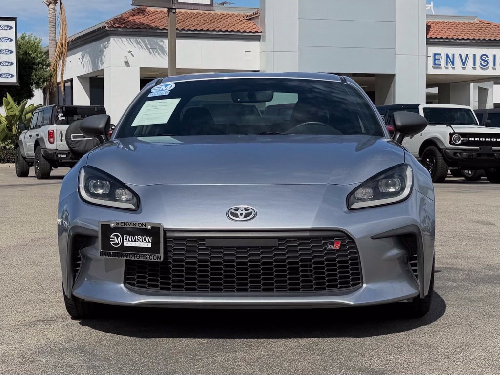 Used 2023 Toyota GR86 RWD image 3
