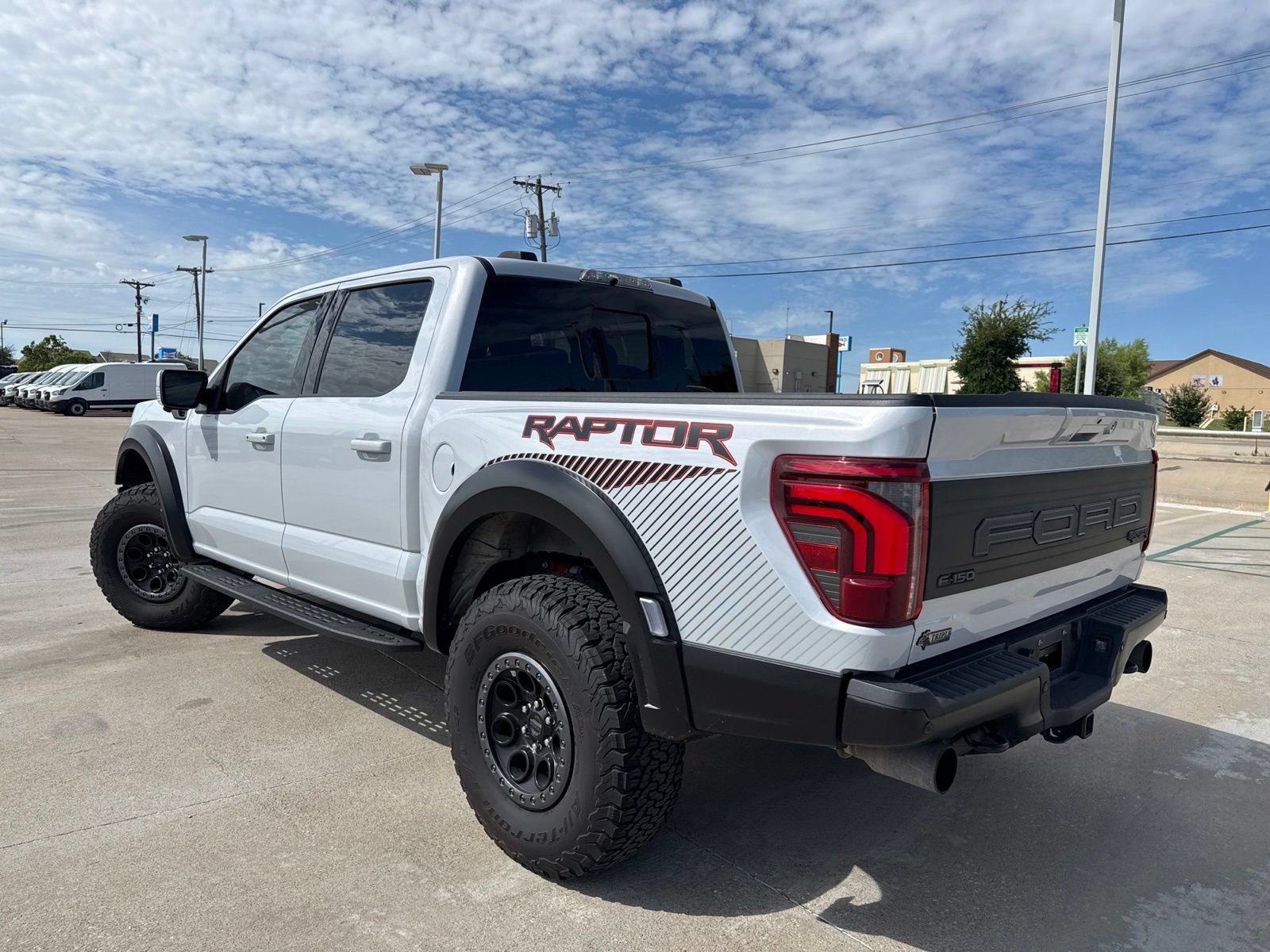 Certified 2025 Ford F150 Raptor AWD/4WD image 6