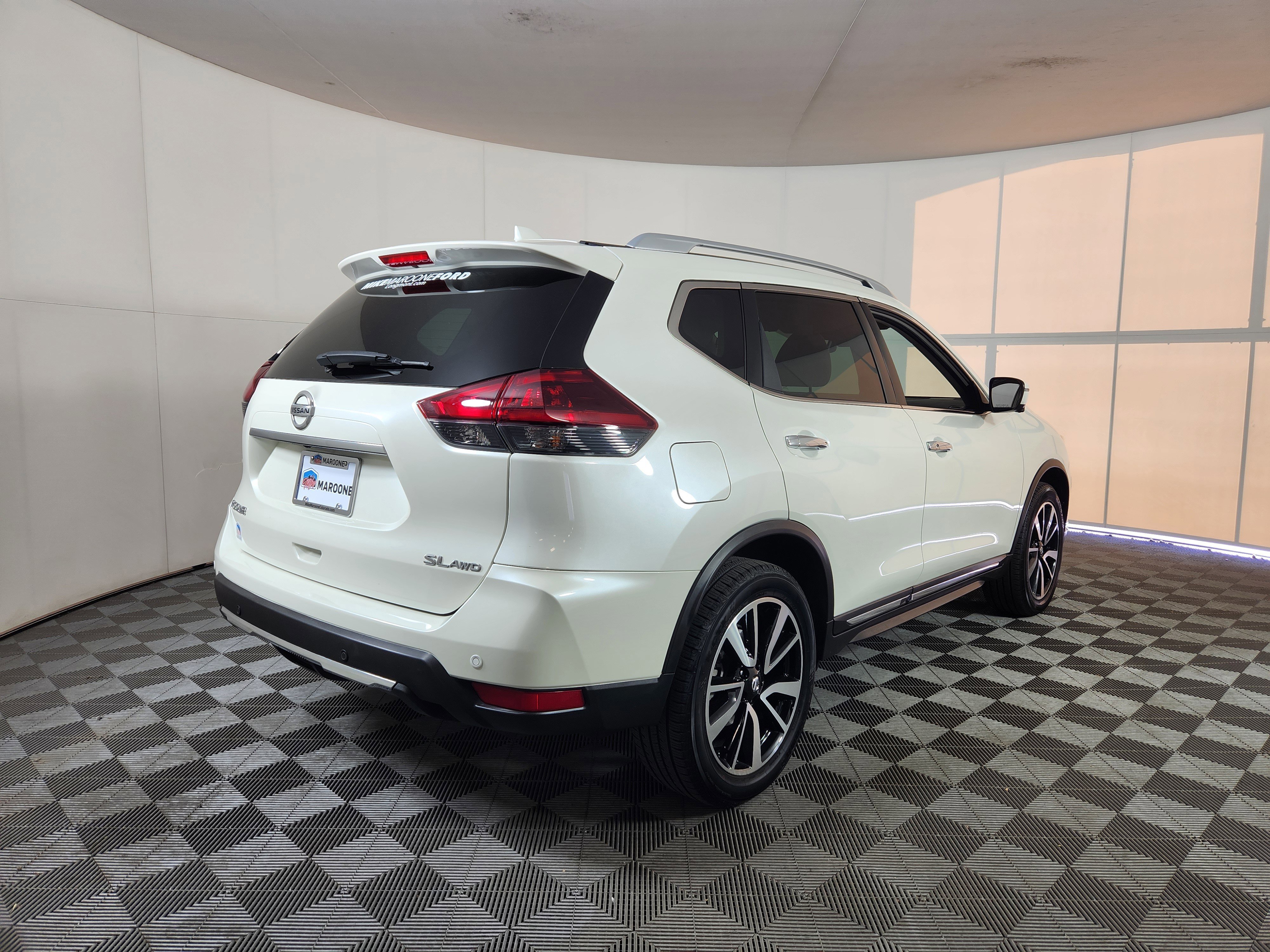 Used 2019 Nissan Rogue SL image 5