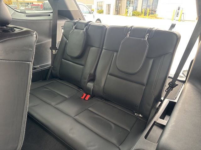 Certified 2023 Ford Explorer XLT w/ Equipment Group 202A image 11