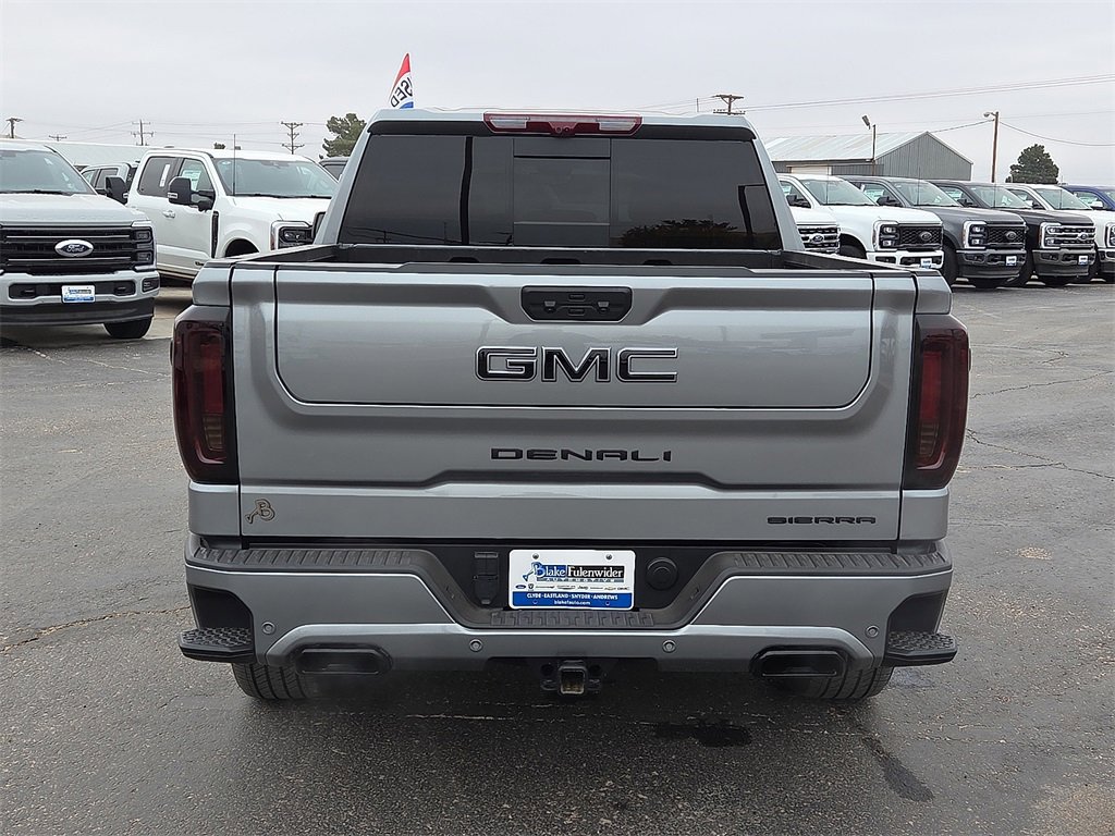 Used 2025 GMC Sierra 1500 Denali Ultimate image 4
