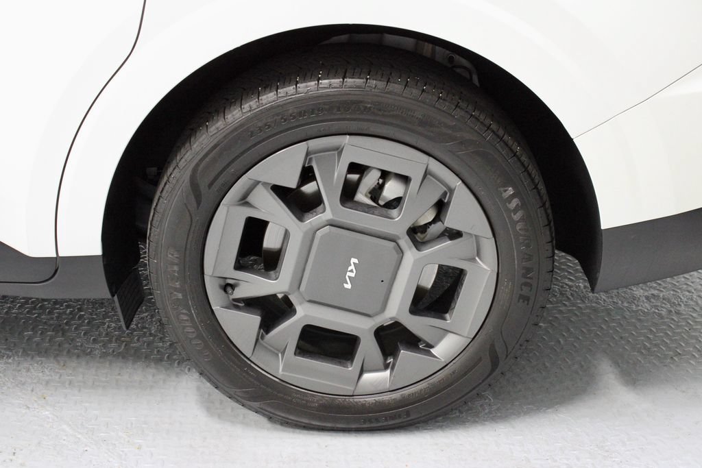Used 2026 Kia Carnival EX FWD image 20