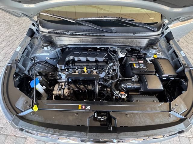 Used 2025 Hyundai Venue Limited FWD image 22