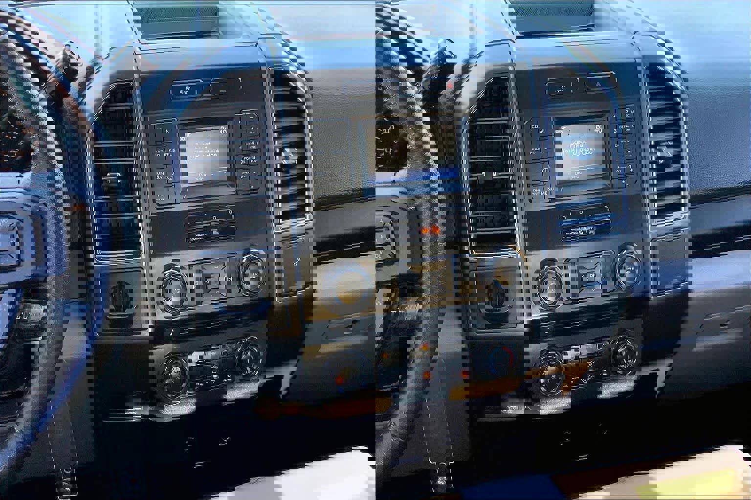 Certified 2017 Ford F150 XLT w/ Equipment Group 301A Mid image 8