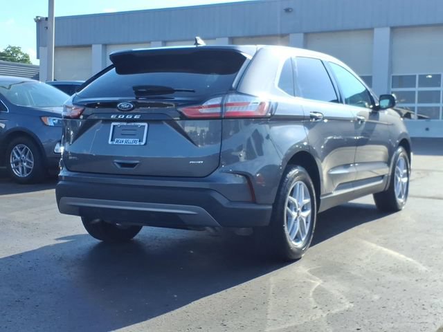 Certified 2023 Ford Edge SEL w/ Convenience Package AWD/4WD image 4