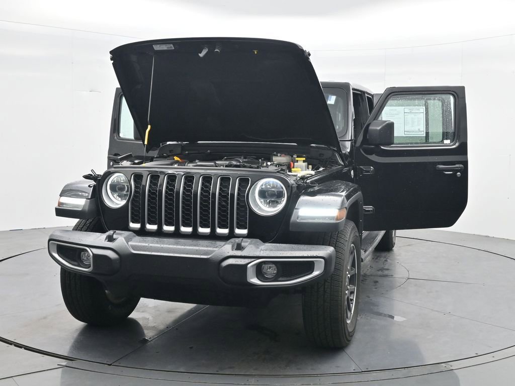 Used 2023 Jeep Gladiator Overland w/ Popular Equipment Package AWD/4WD image 42