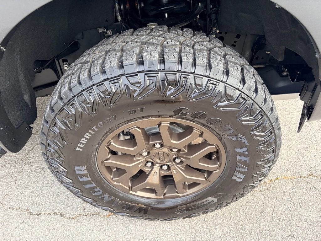 Certified 2022 Ford F150 Raptor w/ Equipment Group 801A High image 37