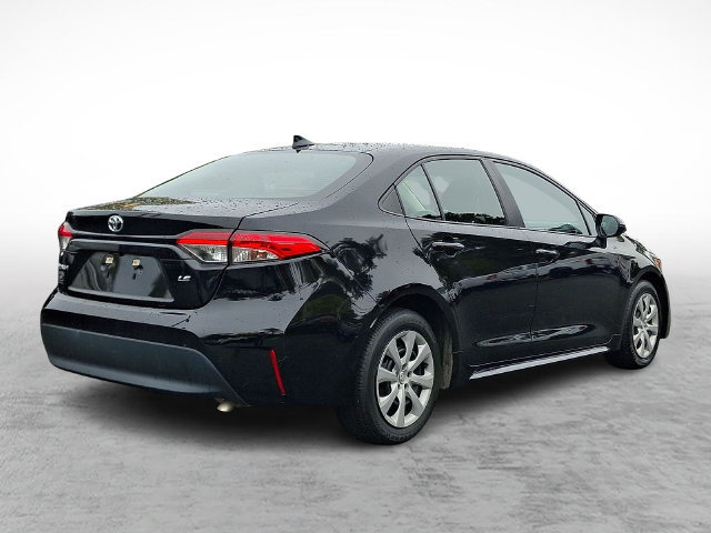 Used 2024 Toyota Corolla LE FWD image 6