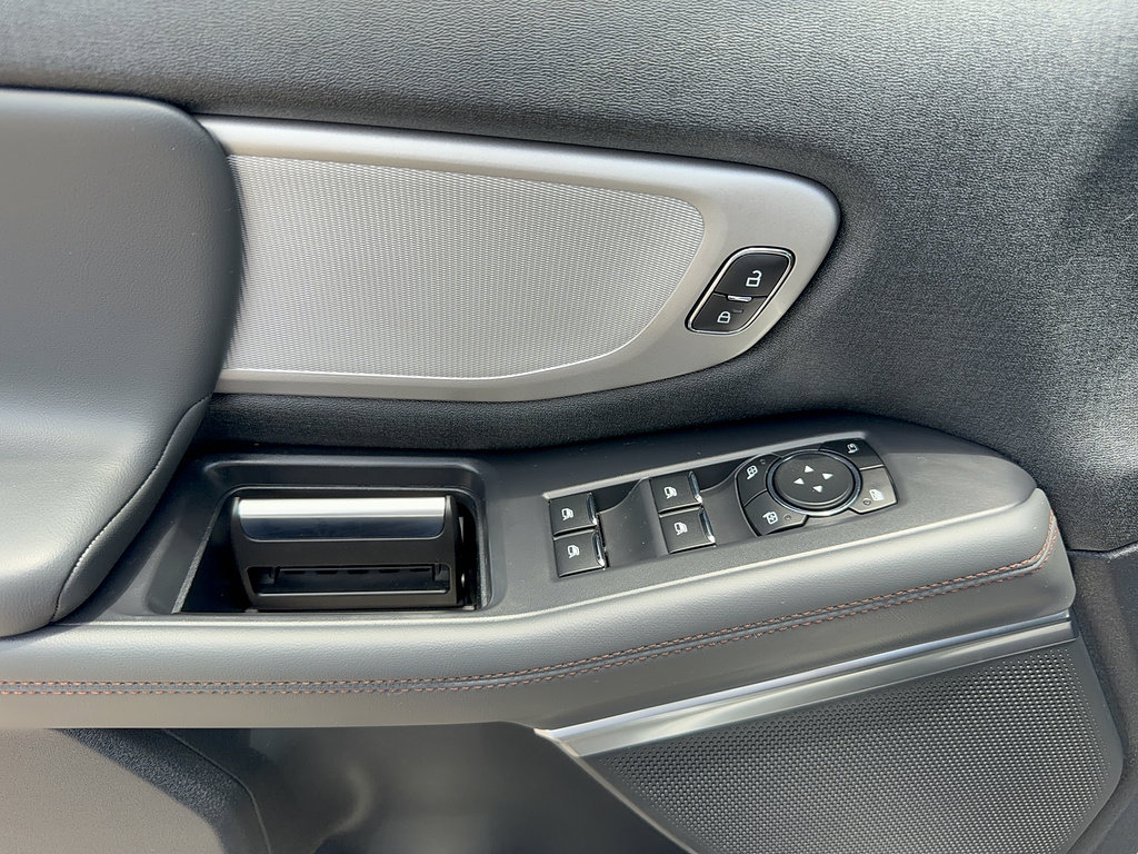 Certified 2025 Ford Expedition Max Active RWD image 10