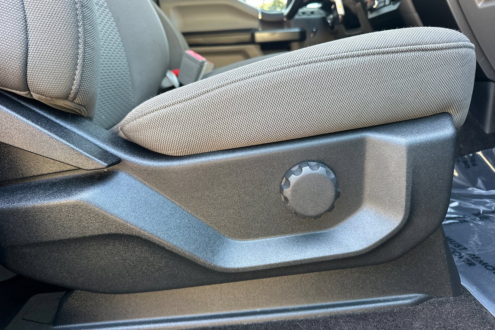 Certified 2018 Ford F150 XLT RWD image 22
