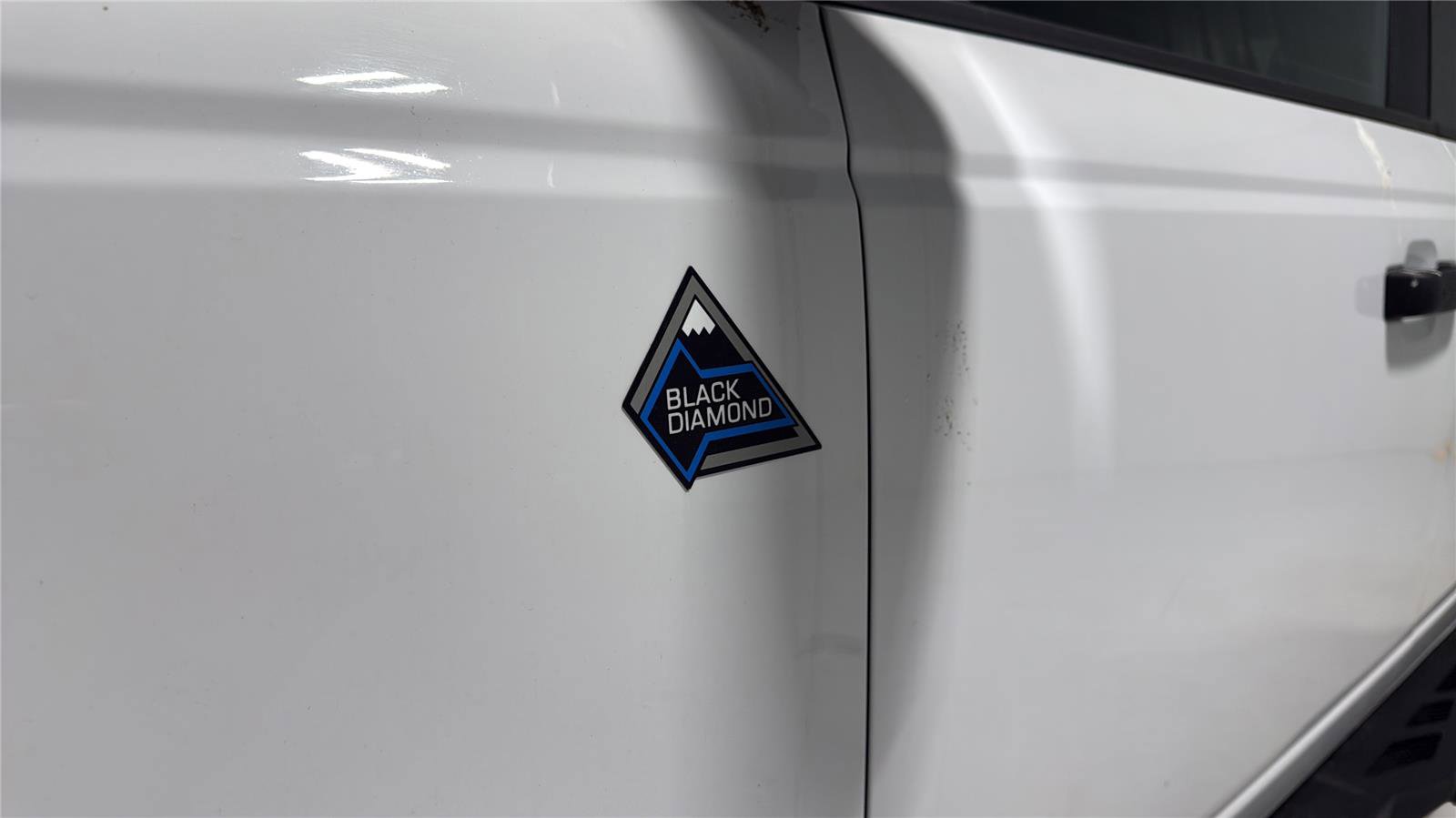 Certified 2024 Ford Bronco Black Diamond AWD/4WD image 32