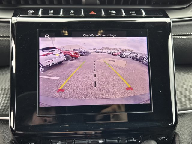 Used 2024 Jeep Grand Cherokee L Altitude image 15