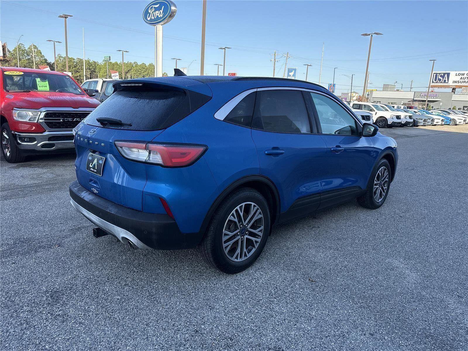 Certified 2020 Ford Escape SEL image 3