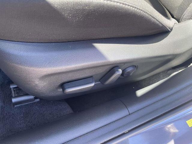 Used 2018 Hyundai Elantra GT w/ Style Package 02 image 18