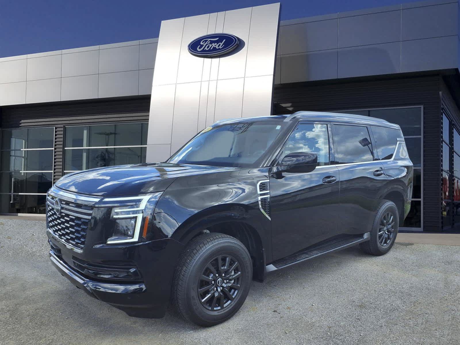 Used 2025 Nissan Armada SV AWD/4WD image 4