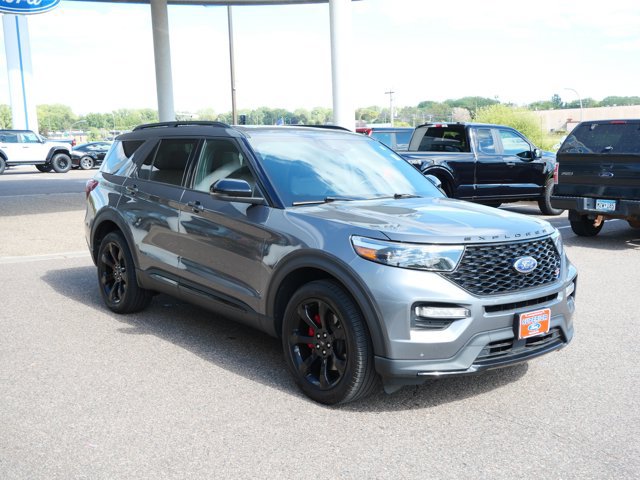 Certified 2024 Ford Explorer ST w/ Equipment Group 401A AWD/4WD image 3