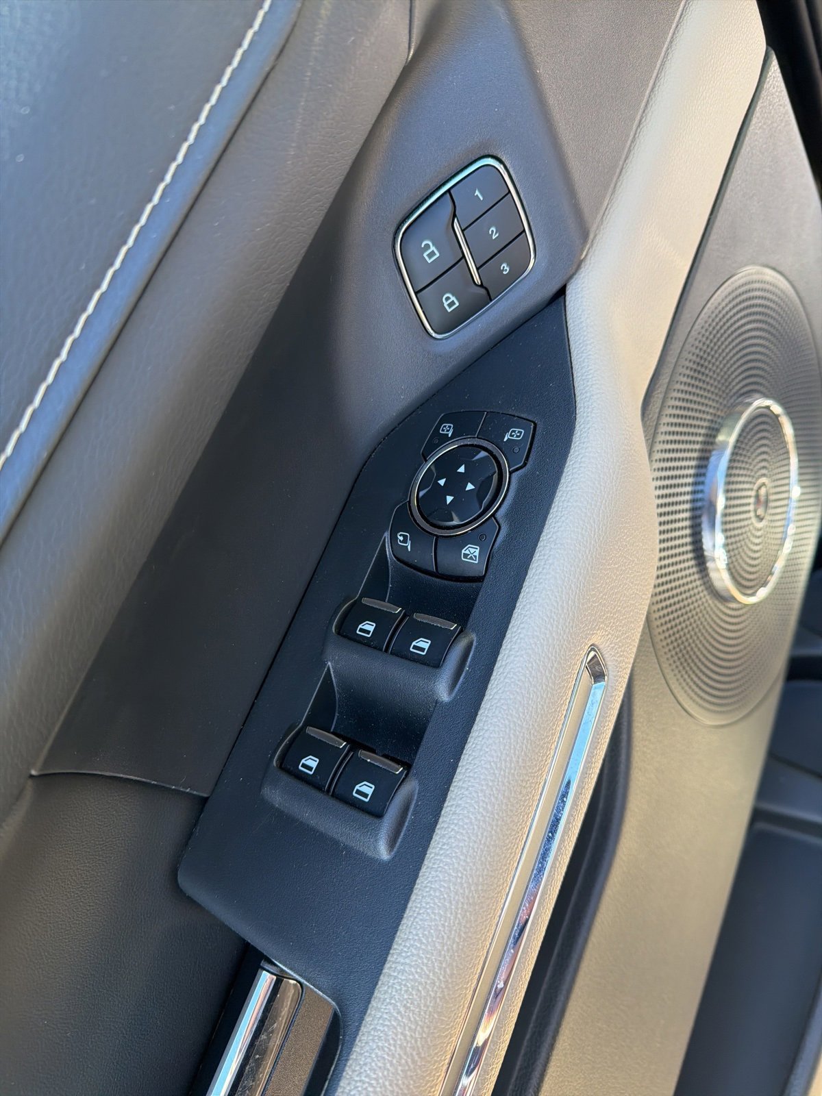 Certified 2024 Ford Expedition Limited image 19