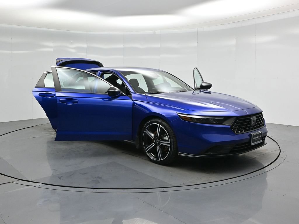 Used 2023 Honda Accord Sport image 30