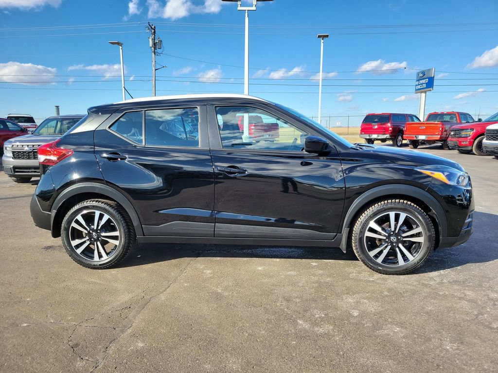 Used 2019 Nissan Kicks SV image 6