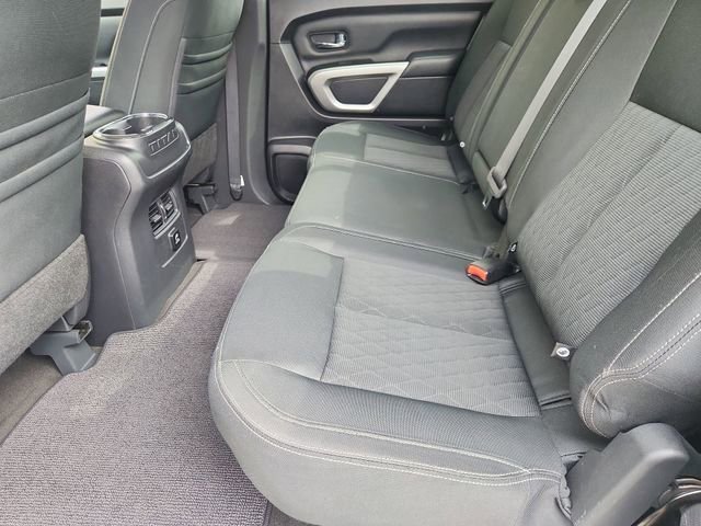 Used 2018 Nissan Titan SV w/ SV Convenience Package RWD image 24
