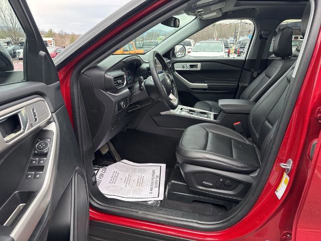 Certified 2024 Ford Explorer XLT w/ Equipment Group 202A AWD/4WD image 9