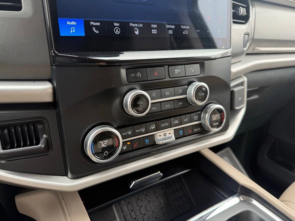 Certified 2024 Ford Expedition Max XLT image 30