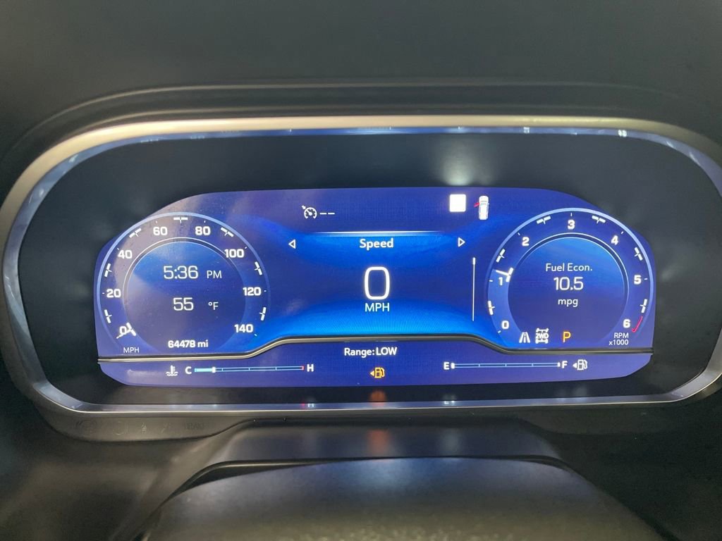 Used 2023 Chevrolet Suburban Z71 w/ Luxury Package image 25