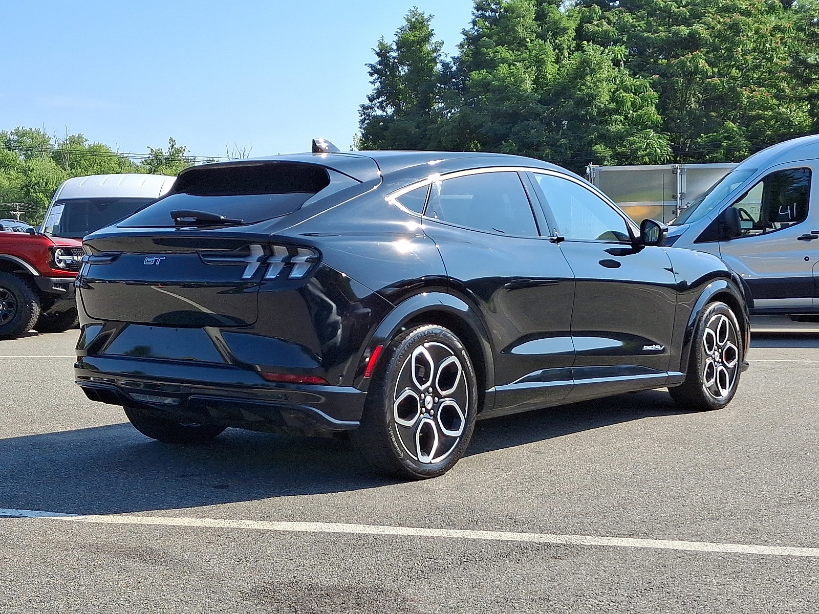 Certified 2022 Ford Mustang Mach-E GT image 8