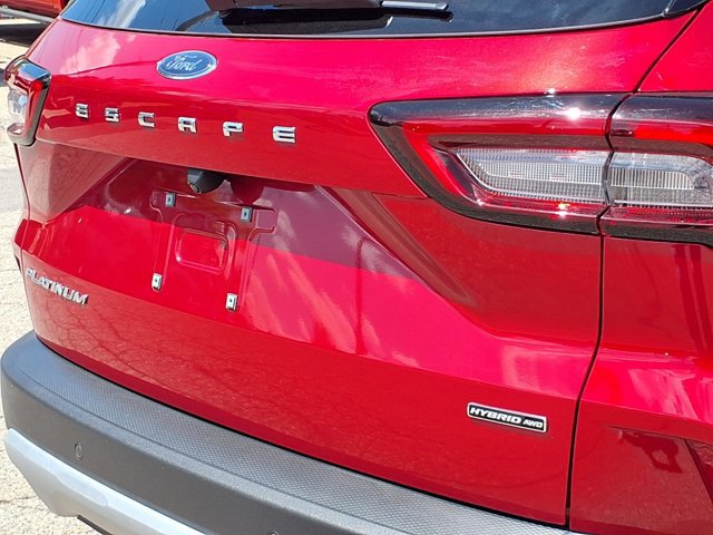 Certified 2023 Ford Escape Platinum AWD/4WD image 26