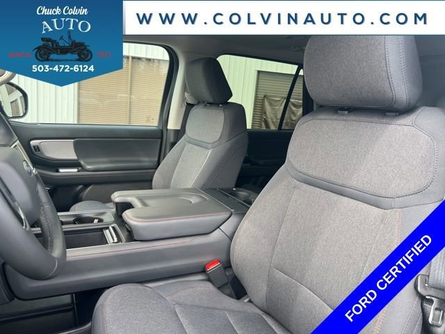 Certified 2025 Ford Expedition Active image 17