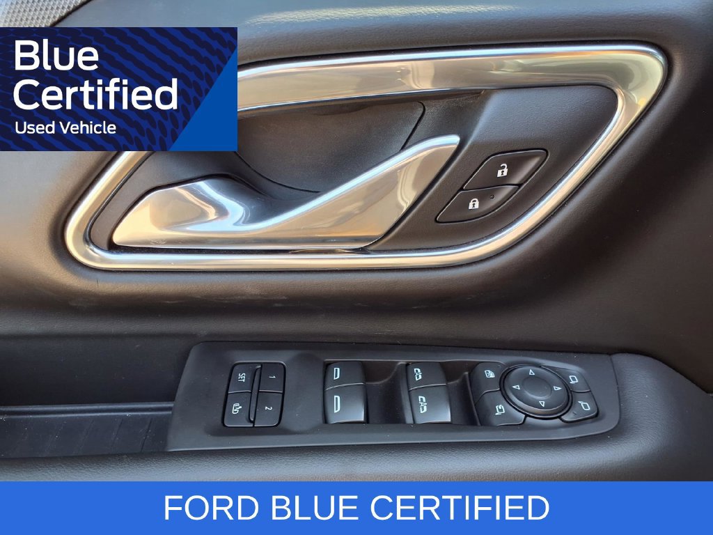 Used 2023 GMC Yukon XL AT4 w/ AT4 Premium Plus Package AWD/4WD image 23