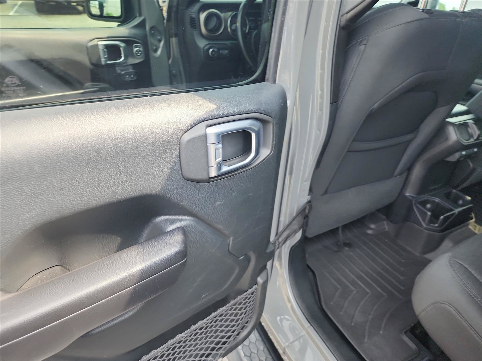 Used 2020 Jeep Wrangler Unlimited Sport S AWD/4WD image 18