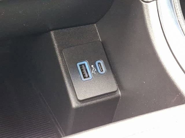 Certified 2022 Ford Edge ST w/ Cargo Accessory Package image 25